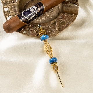 Stunning Ladies Gorgeous Gold Cigar Pokers