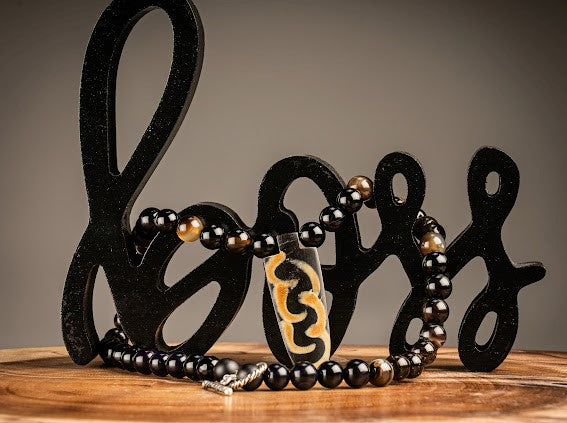 Boss Necklace with Striped Agate Beads