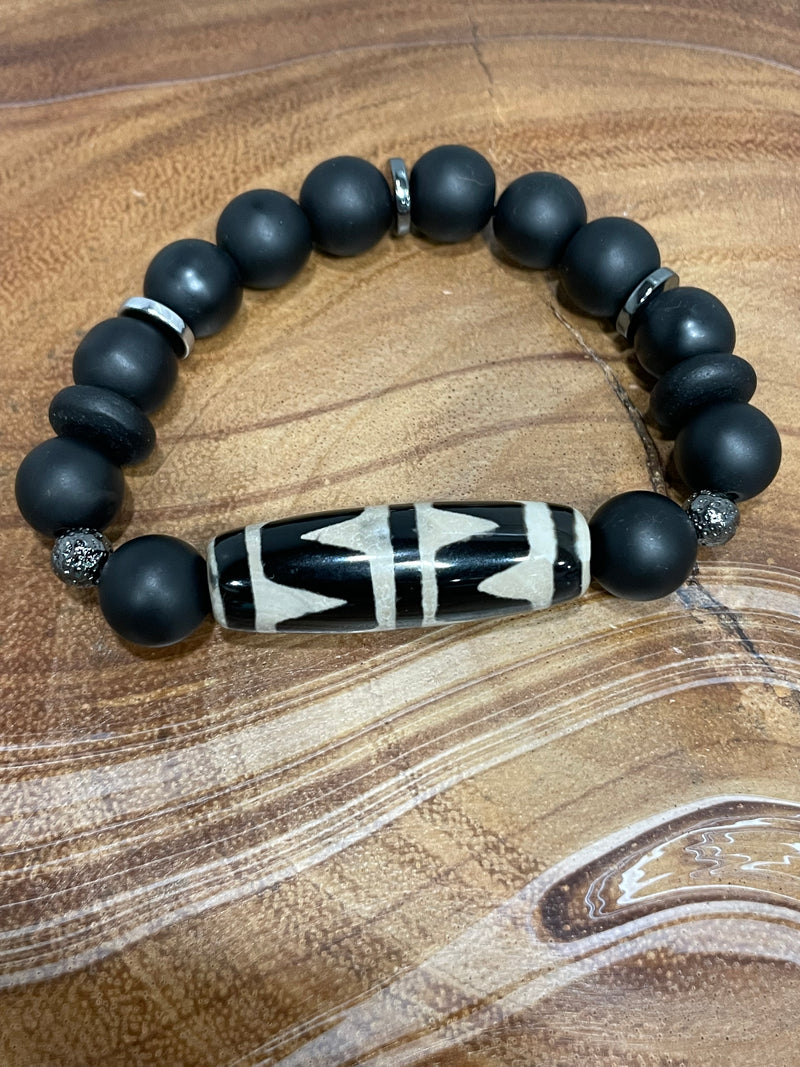 Black and Light Tan Agate Stone with Gunmetal accents.